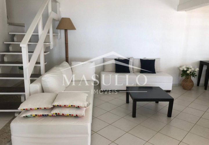 Casa à venda em condomínio pé na areia em maresias