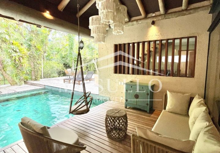 Casa a venda condomínio Anoman na praia de maresias