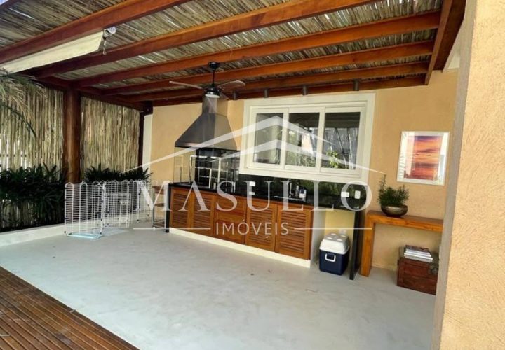 Casa em condomínio pé na areia a venda na praia de maresias