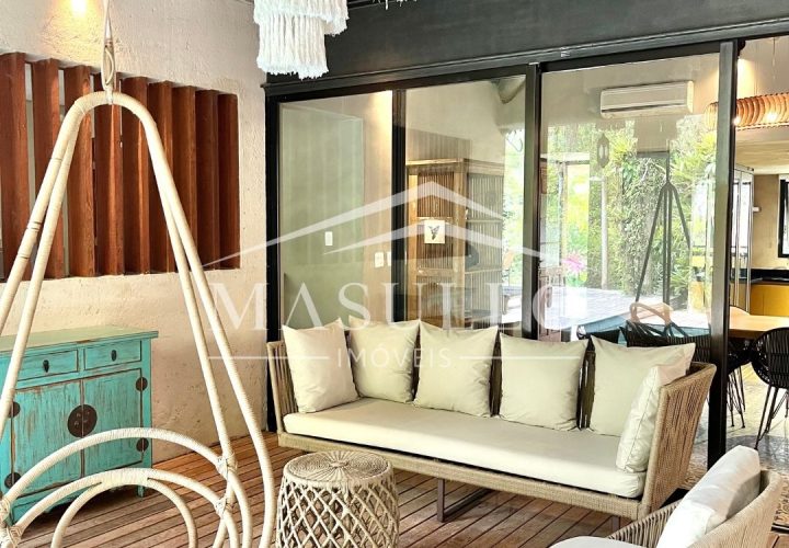 Casa a venda condomínio Anoman na praia de maresias