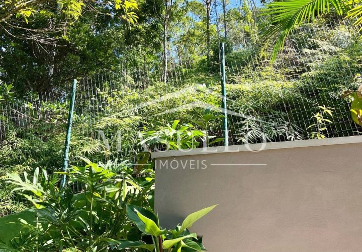 Casa pé na areia a venda na Praia de Maresias