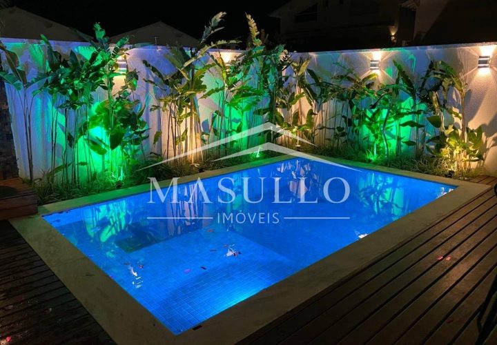 Casa com piscina privativa a venda na Praia de maresias