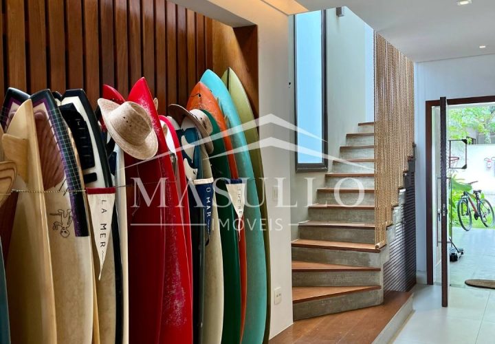 Casa pé na areia a venda na praia de maresias