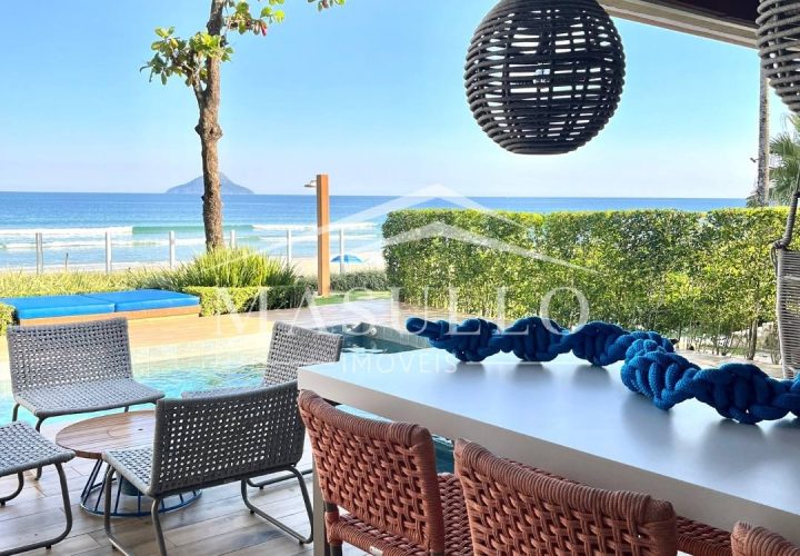 Casa a venda pé na areia na praia de Juquehy