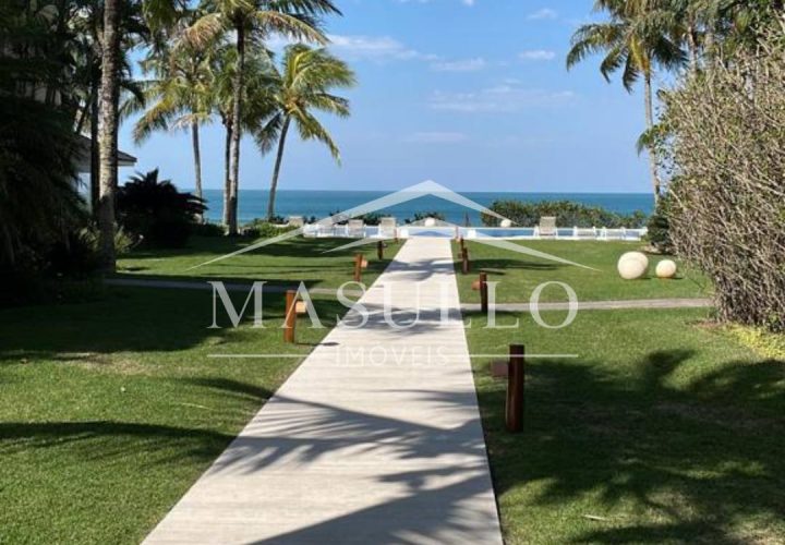 Casa em condomínio pé na areia a venda na praia de maresias