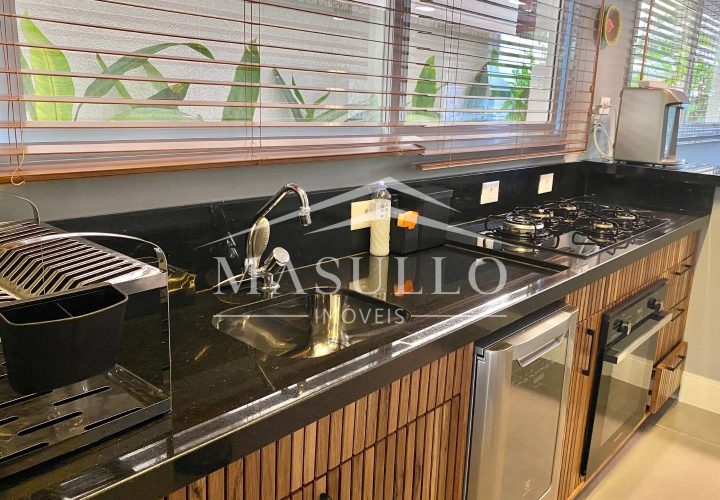 Casa com piscina privativa a venda na Praia de maresias