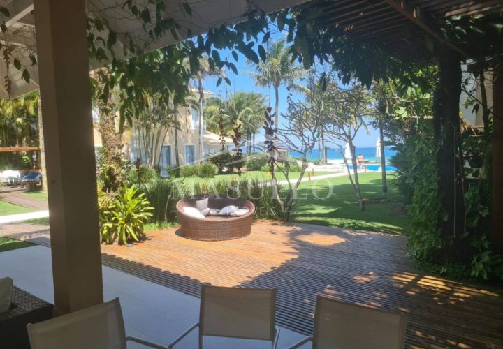 Casa vista mar em condomínio pé na areia a venda na praia de Maresias