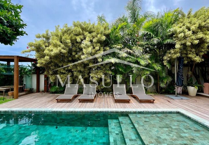 Casa pé na areia a venda na praia de maresias