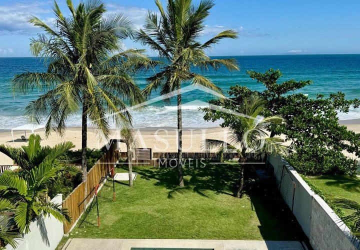 Casa pé na areia a venda na praia de maresias