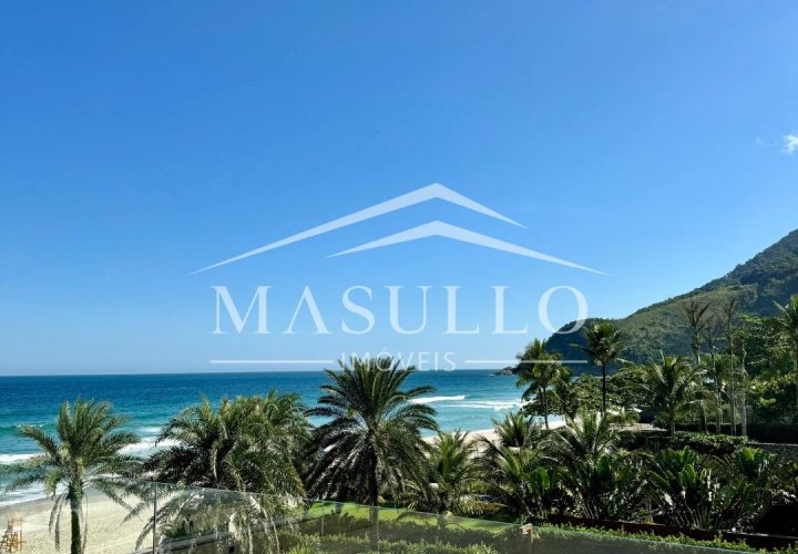Casa pé na areia a venda na praia de maresias