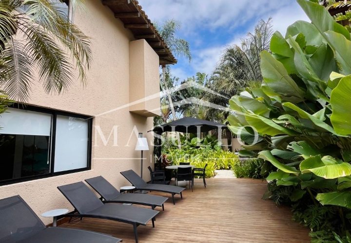 Casa a venda condomínio Anoman na praia de maresias