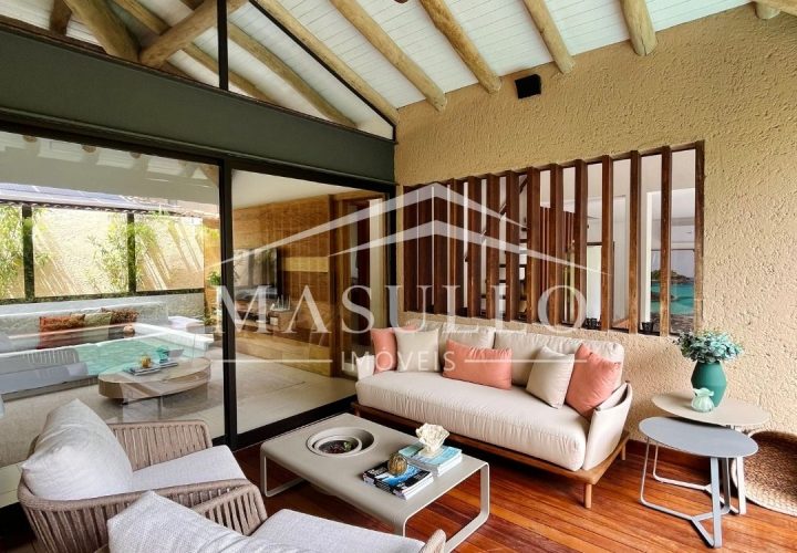 Casa a venda condomínio Anoman na praia de maresias