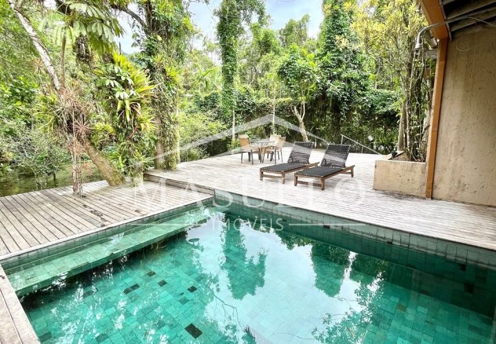 Casa a venda condomínio Anoman na praia de maresias