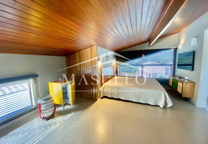 Casa com piscina privativa a venda na Praia de maresias