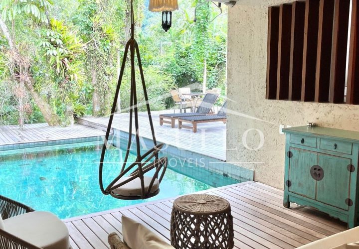 Casa a venda condomínio Anoman na praia de maresias