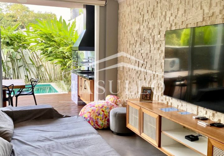 Casa com piscina privativa a venda na Praia de maresias