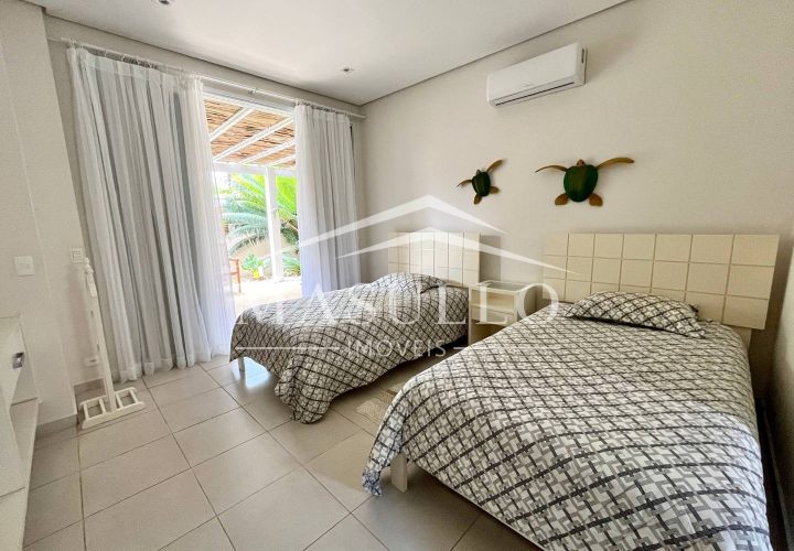 Casa Pé na Areia Maresias a venda