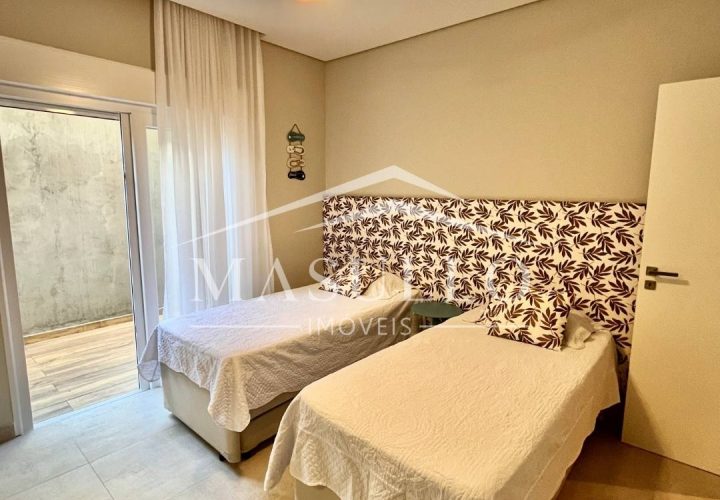 Casa a venda pé na areia na praia de Juquehy