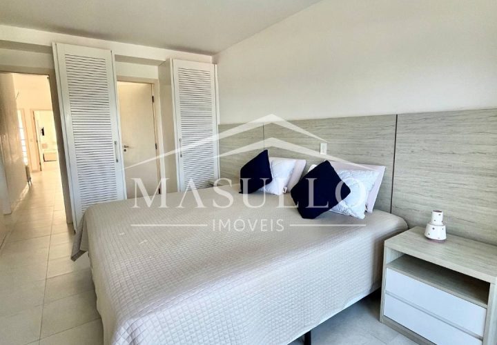 Casa pé na areia a venda na praia de juquehy