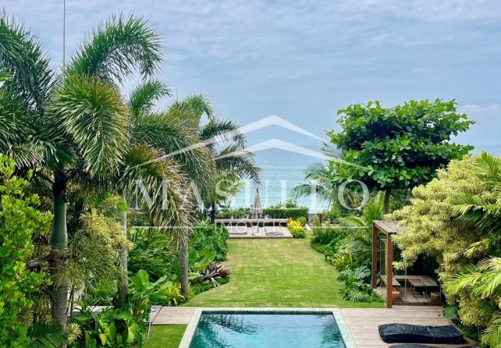 Casa pé na areia a venda na praia de maresias
