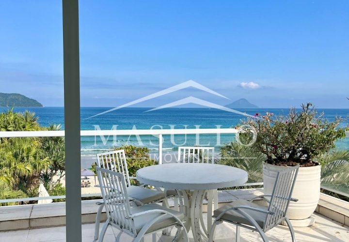 Casa pé na areia a venda na praia de juquehy