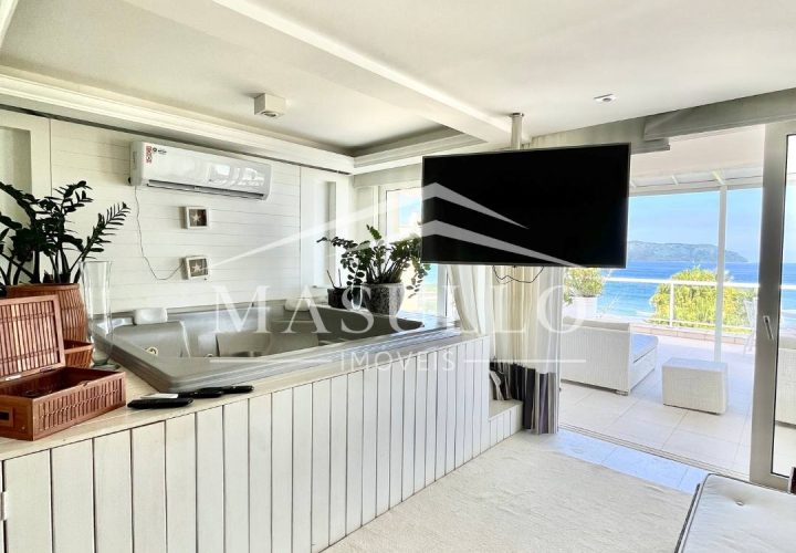 Casa pé na areia a venda na praia de juquehy