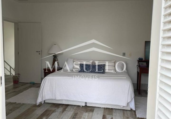 Casa em condomínio pé na areia a venda na praia de maresias