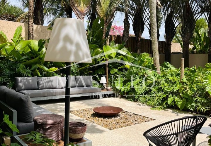 Casa a venda condomínio Anoman na praia de maresias