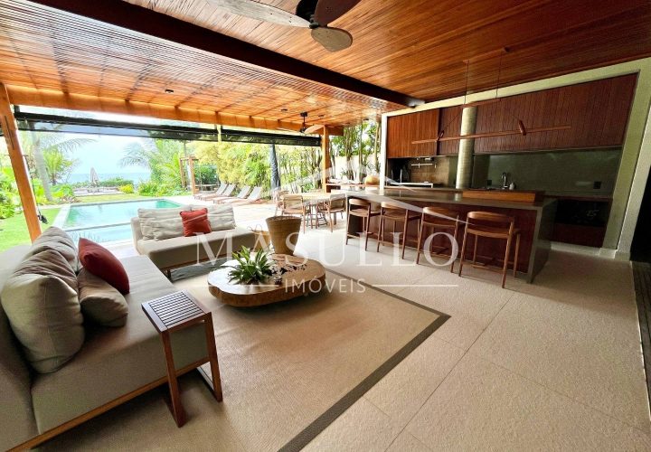 Casa pé na areia a venda na praia de maresias