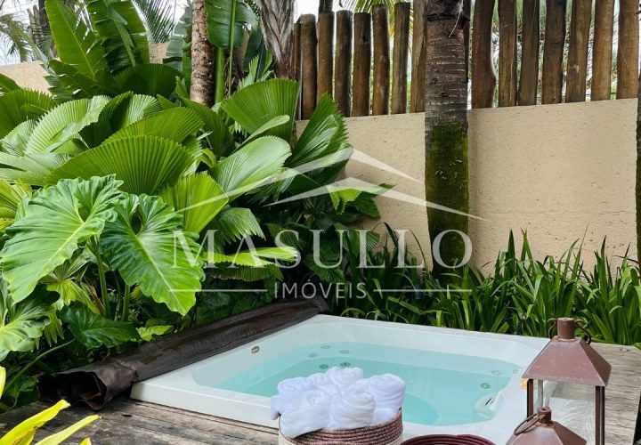 Casa a venda condomínio Anoman na praia de maresias