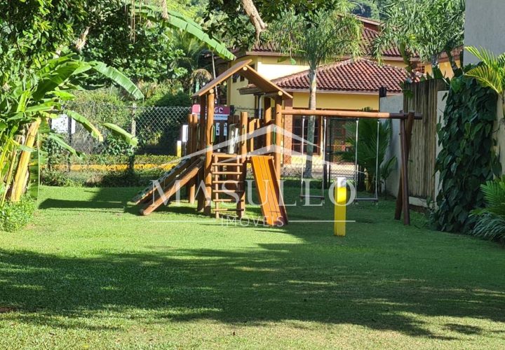 Casa a venda em condomínio fechado na Praia de Maresias
