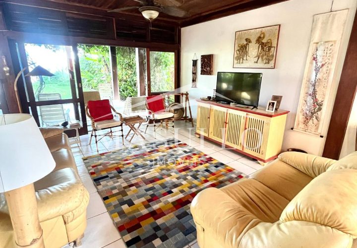 Casa pé na areia a venda na praia de Juquehy