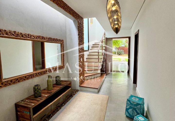 Casa pé na areia a venda na Praia de Maresias