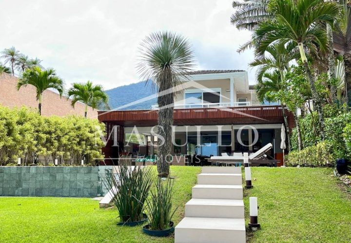 Casa Pé na Areia Maresias a venda