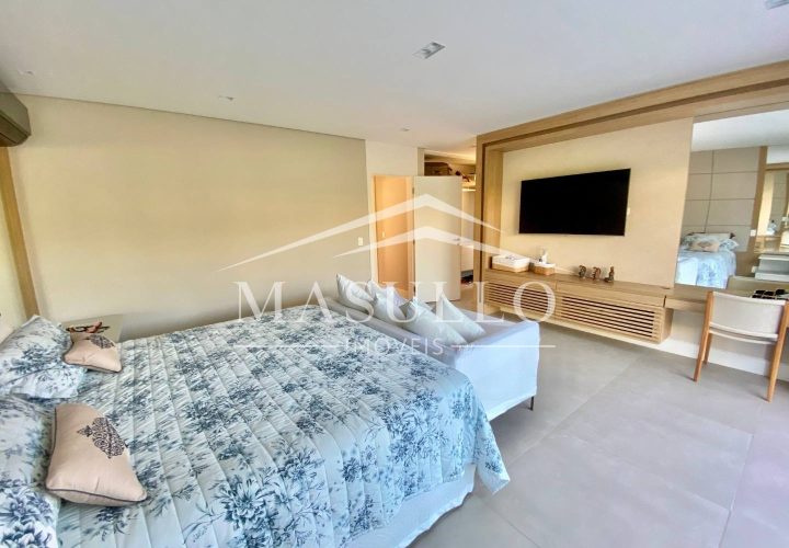Casa em condomínio pé na areia a venda na Praia de Maresias
