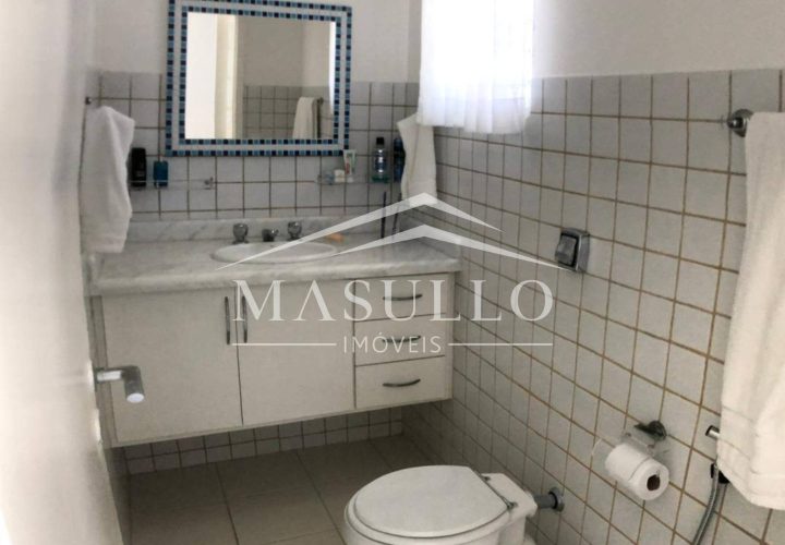 Casa à venda em condomínio pé na areia em maresias