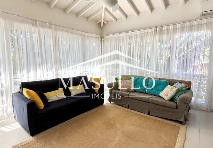 Casa a venda com 4 Suites na praia de maresias