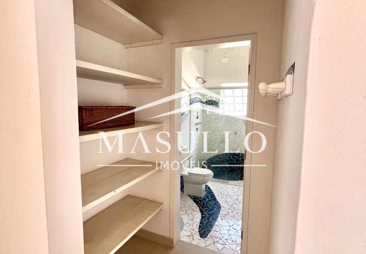 Casa a venda com 4 Suites na praia de maresias