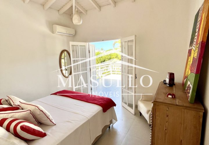 Casa a venda com 4 Suites na praia de maresias