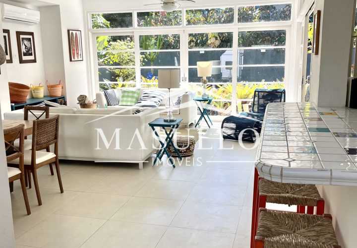Casa a venda com 4 Suites na praia de maresias