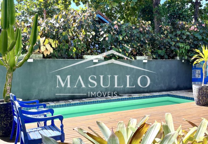 Casa a venda com 4 Suites na praia de maresias