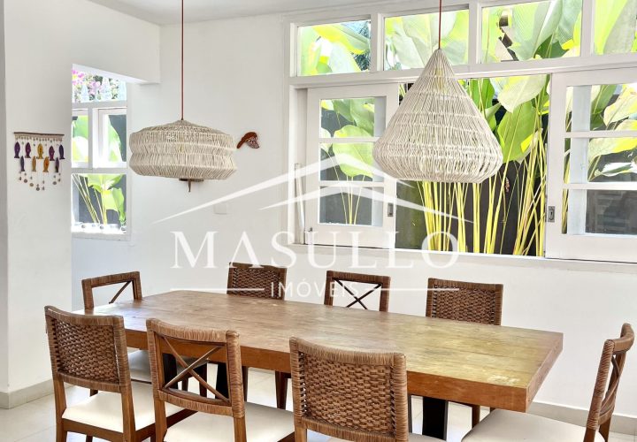 Casa a venda com 4 Suites na praia de maresias