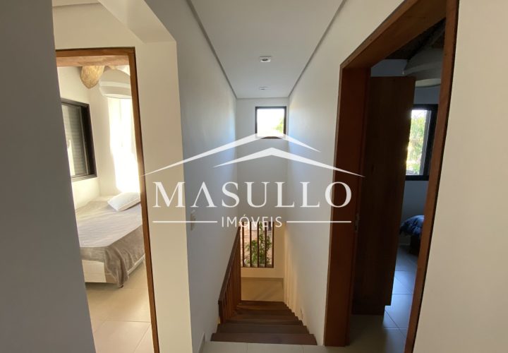 Casa a venda com seis quartos em Condominio fechado Maresias