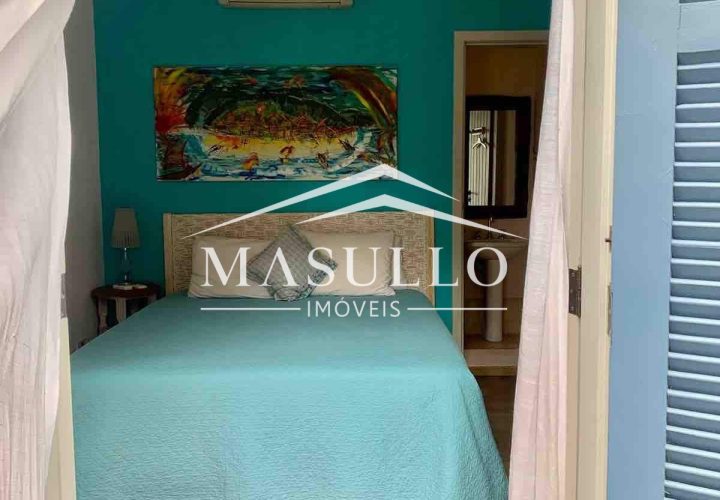 Casa com 4 suítes a venda na Praia de Maresias